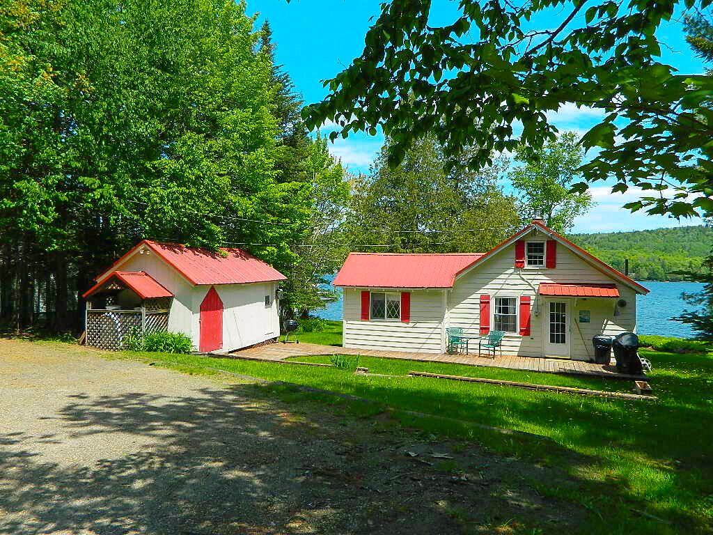 Sportsman's Paradise 2 - on Rangeley Lake!