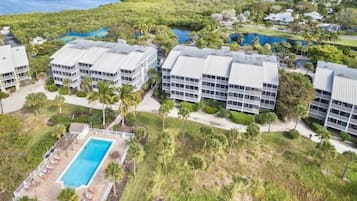 Condo (South Seas Beach Villa 2414) | Exterior