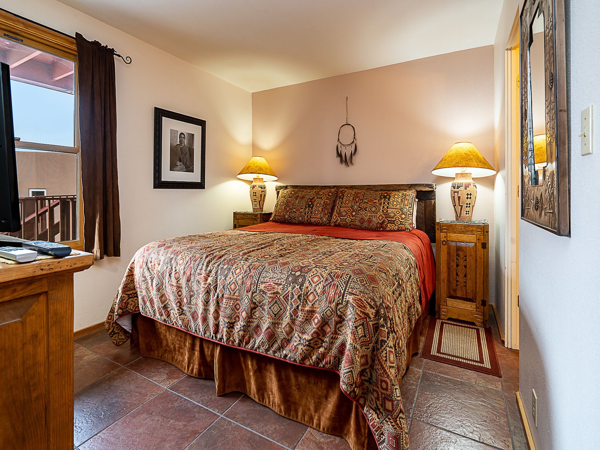 Condo (2 Bedrooms) | Property amenity