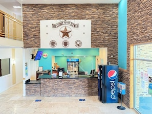 Reception - Alien Residence Inn (Pecos)