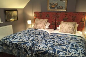 3 dormitorios, tabla de planchar con plancha, wifi gratis y ropa de cama