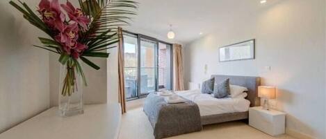 1 غرفة نوم ومكواة/لوح كي وسرير سفر وواي فاي مجانًا