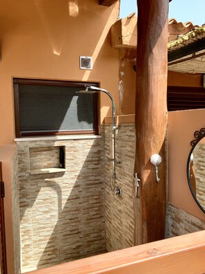 Property grounds - *Marechiaro* Villa 100 meters from the beach (Costa Rei)