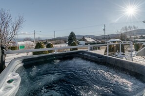 屋外スパ浴槽