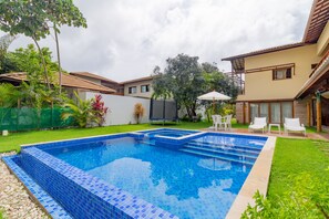 Indoor pool - PF24 Excelente Casa 6 Suítes (Mata de São João)