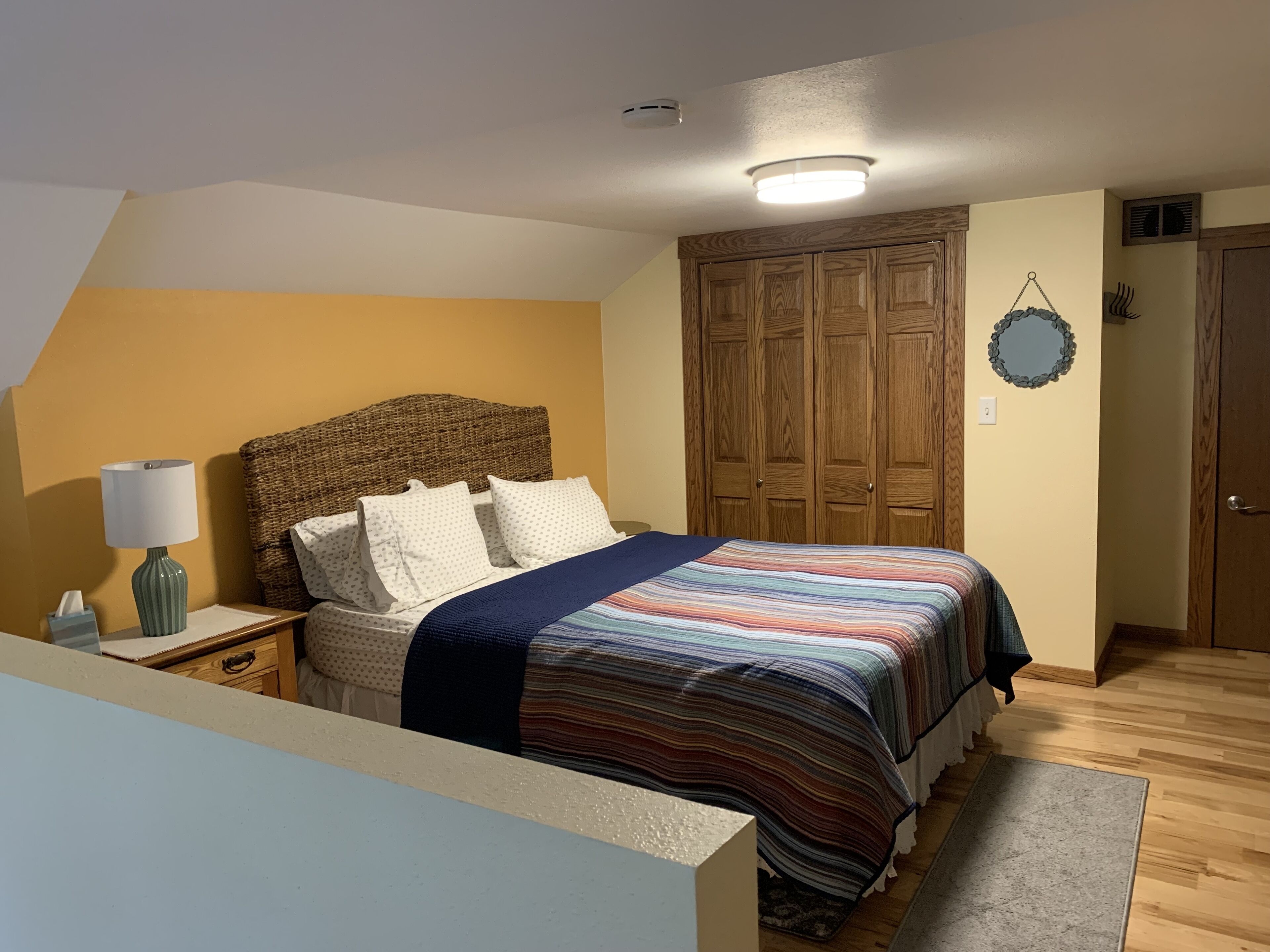 1 chambre, bureau, fer et planche à repasser, Wi-Fi gratuit