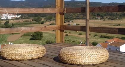 Cozy and private, amazing terrace near the castel