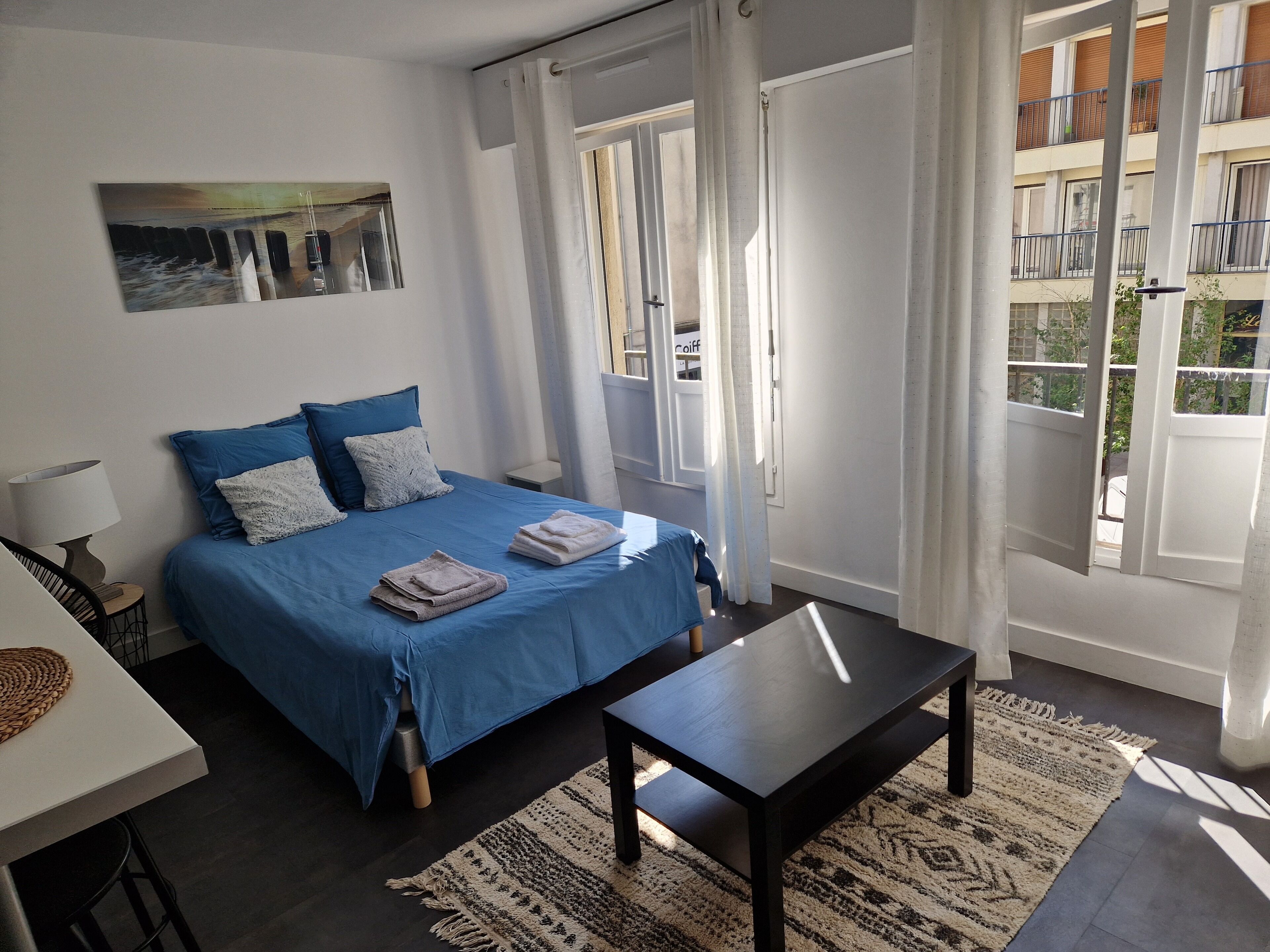 1 chambre, fer et planche à repasser, Wi-Fi, draps fournis