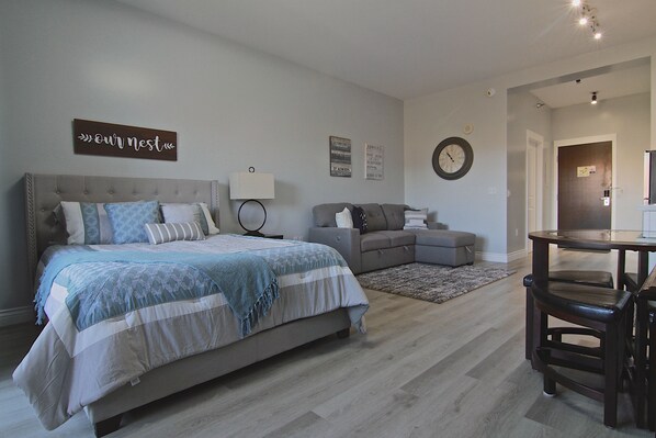 1 chambre, fer et planche à repasser, Wi-Fi, draps fournis