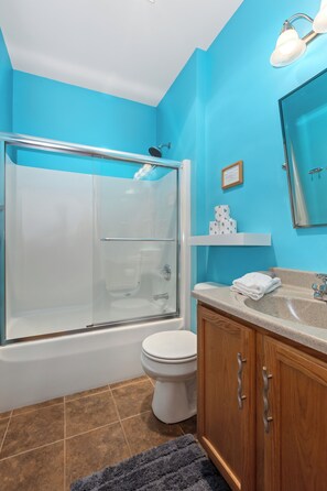 Kombination af bruser/badekar