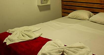 red river hostel