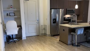City Apartment | Living area - 1010 (Atlanta)