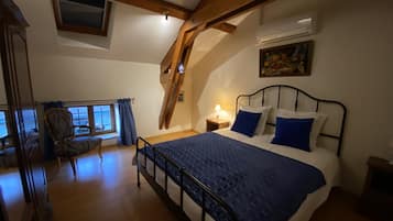 1 bedroom, iron/ironing board, travel crib, free WiFi