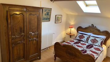 1 bedroom, iron/ironing board, travel crib, free WiFi