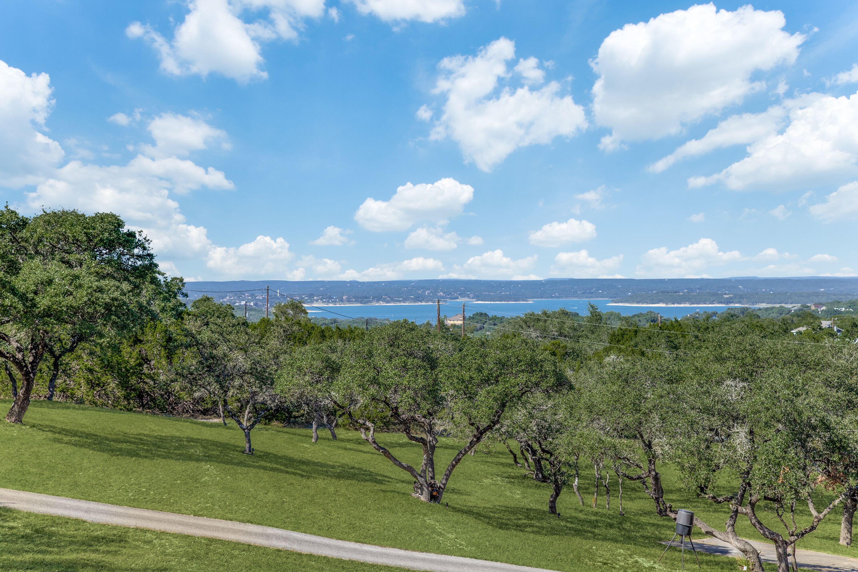 Privacy and Gorgeous Canyon Lake Views from Unbelievable Deck on 3 Acres