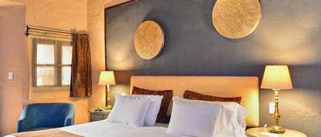 Deluxe Room | Premium bedding, down comforters, Select Comfort beds, free WiFi