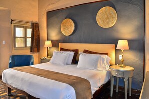 Deluxe Room | Premium bedding, down comforters, Select Comfort beds, free WiFi - Hotel Mesones 49 (San Miguel de Allende)
