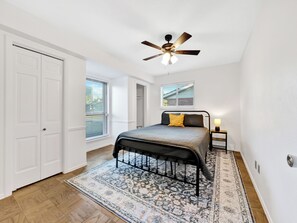 3 bedrooms, iron/ironing board, free WiFi, bed sheets