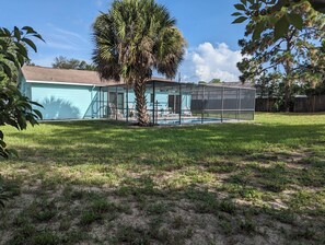 Outdoor pool - • Pool home • Spacious yard •  (Spring Hill)