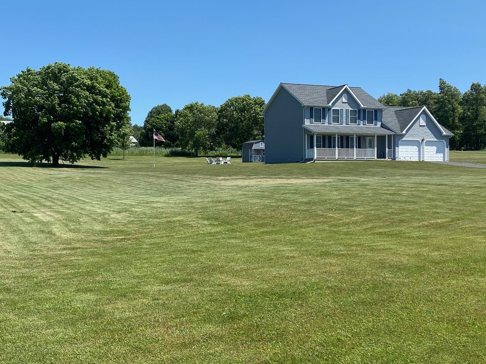 Modern home with easy access to Cayuga Lake, Ithaca and Cornell