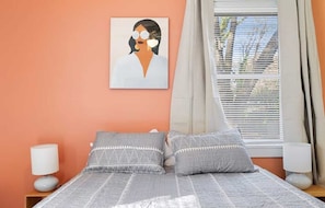 1 chambre, fer et planche Ă repasser, Wi-Fi gratuit, draps fournis