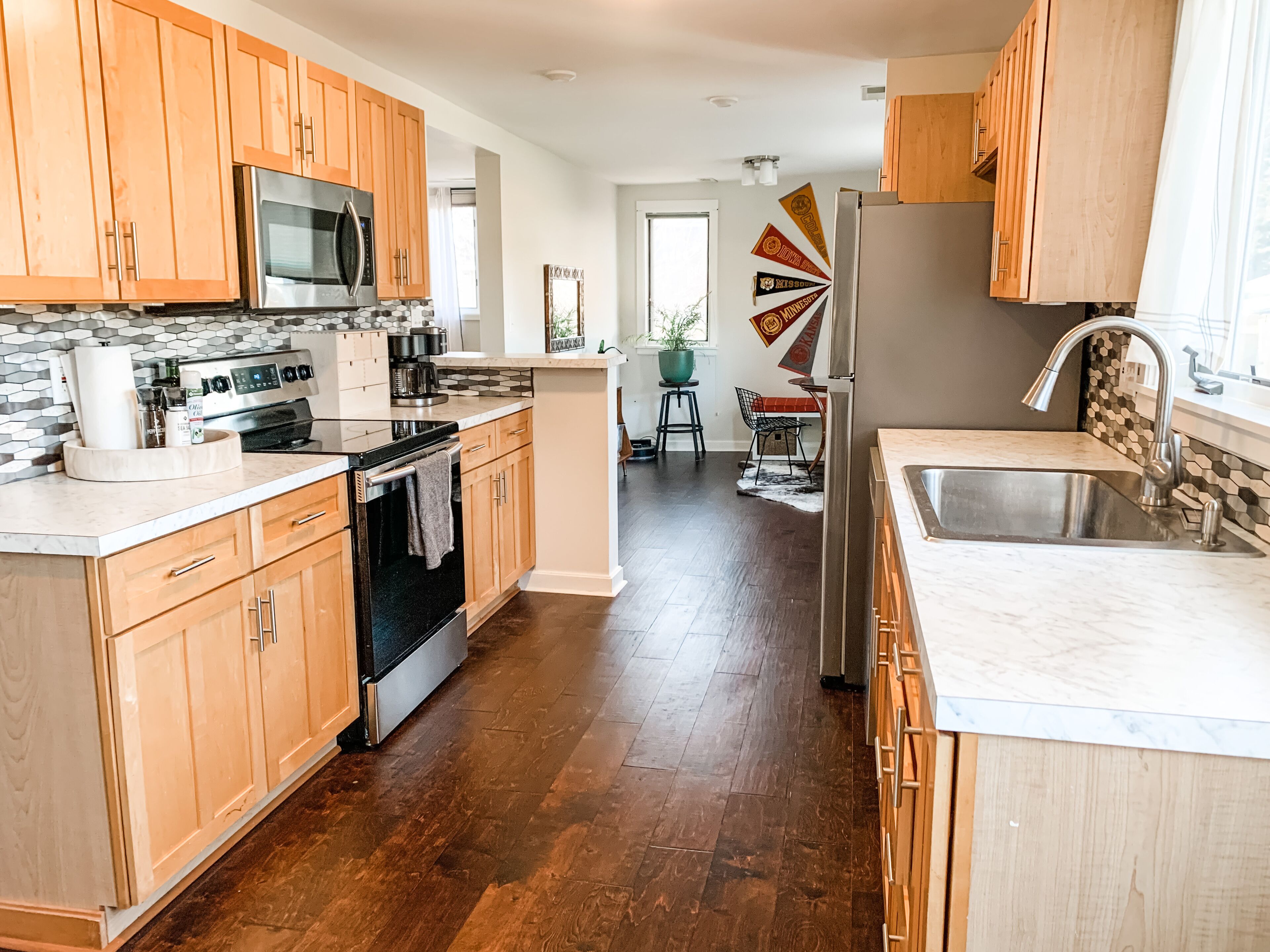 冰箱、微波炉、炉灶、洗碗机