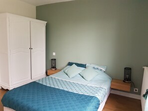 3 bedrooms, iron/ironing board, free WiFi, bed sheets - 3 Bedroom Private vacation home in ROSAY SUR LIEURE (ROSAY SUR LIEURE)