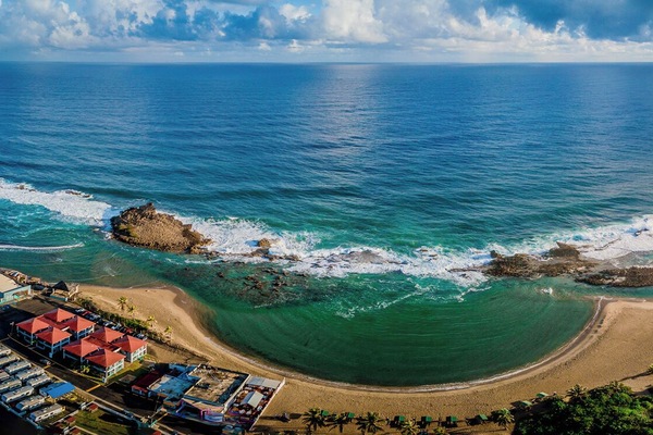 A la platja, gandules de platja i tovalloles de platja