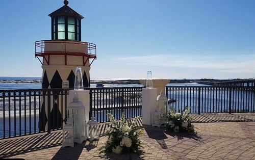 Emerald Grande Resort On Destin Harborwalk  Beach 3 Bdrm Sleeps 8  NA