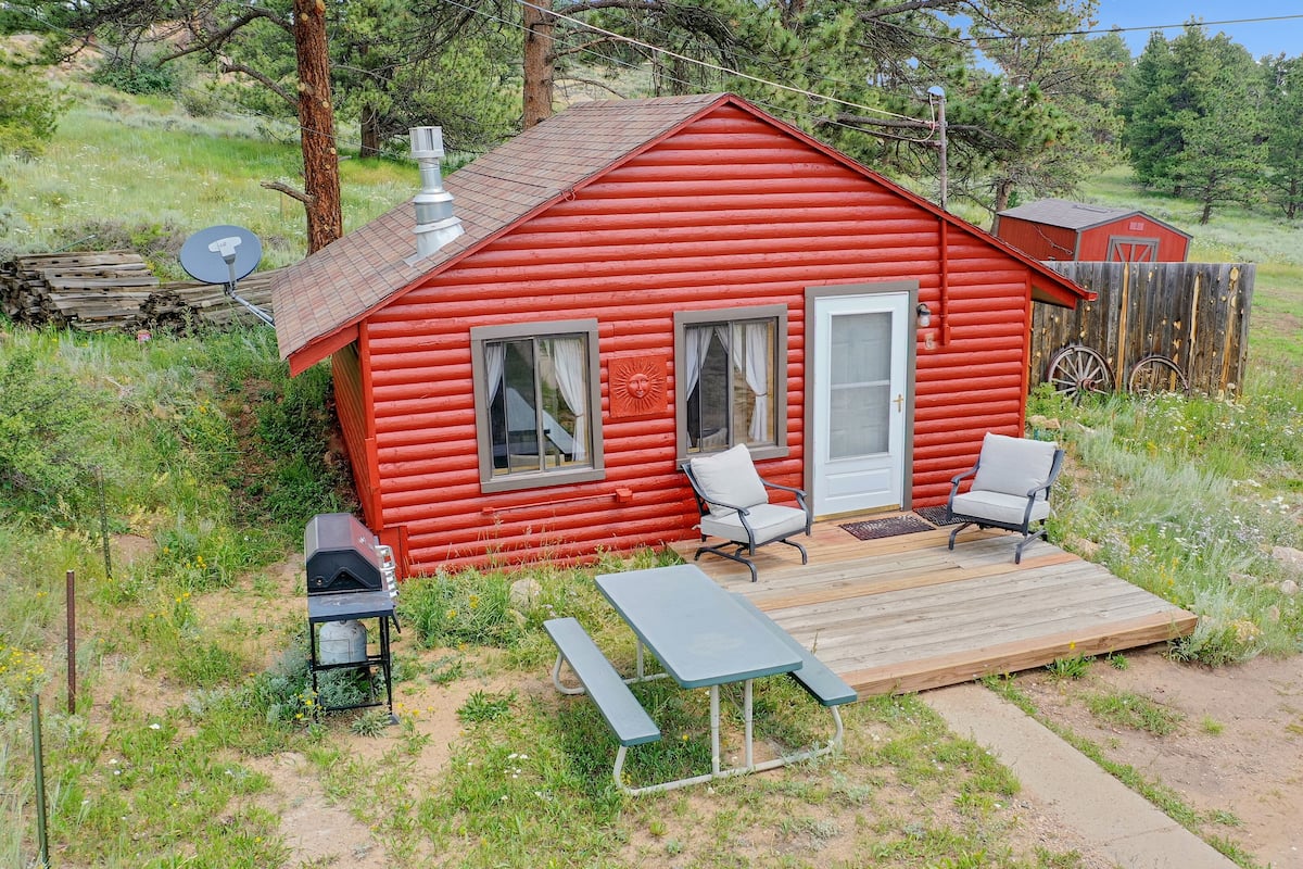 舒适小屋, 1 张特大床, 厨房, 一层 | 1 多间卧室、高档床上用品、羽绒被、特色装修