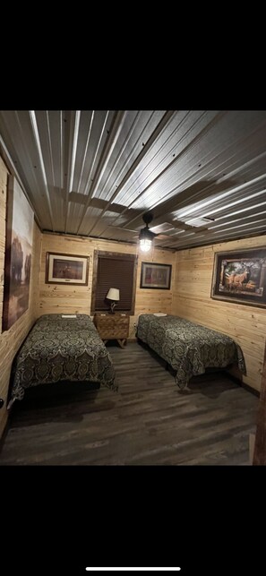2 habitaciones, wifi gratis y ropa de cama 