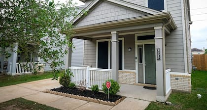 3Bdrm 2.5Bath 5Beds - Warm Home in Katy