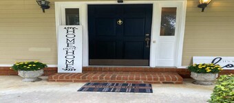 Spacious Peaceful Home 3BR 2BA,Quiet Neighborhood