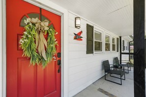 Exterior detail - Quiet and contemporary home in coveted Watts-Hillendale. Close to Duke/VA. (Durham)