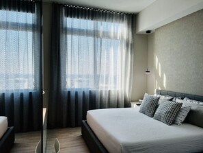 2 bedrooms, desk, iron/ironing board, free WiFi