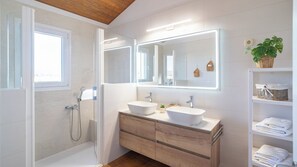 Bathtub, hair dryer