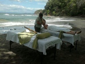 Beach massages - Hermosa Paradise (Sardinal)