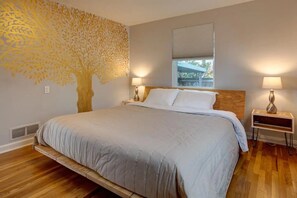 4 多间卧室、熨斗/熨衣板、免费 WiFi、床单