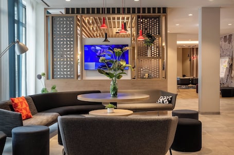 Exterior. Holiday Inn Express Munich North by IHG