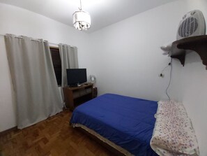 2 bedrooms, iron/ironing board, travel crib, free WiFi