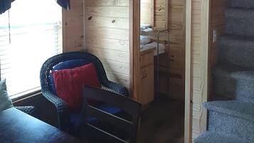 Cottage #8 | Living area | 32-inch flat-screen TV with cable channels, TV