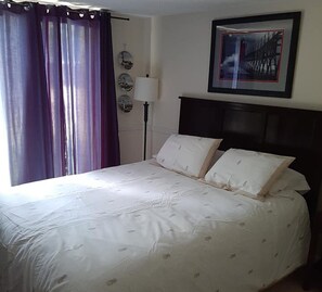 Cottage #12 | Individually decorated, individually furnished, laptop workspace - Birdsong Resort Marina Lakeside RV (Camden)