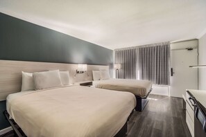 Chambre, 2 grands lits, non-fumeur | Décor unique, ameublement unique, bureau