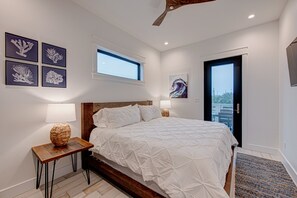 5 chambres, fer et planche à repasser, Wi-Fi gratuit, draps fournis