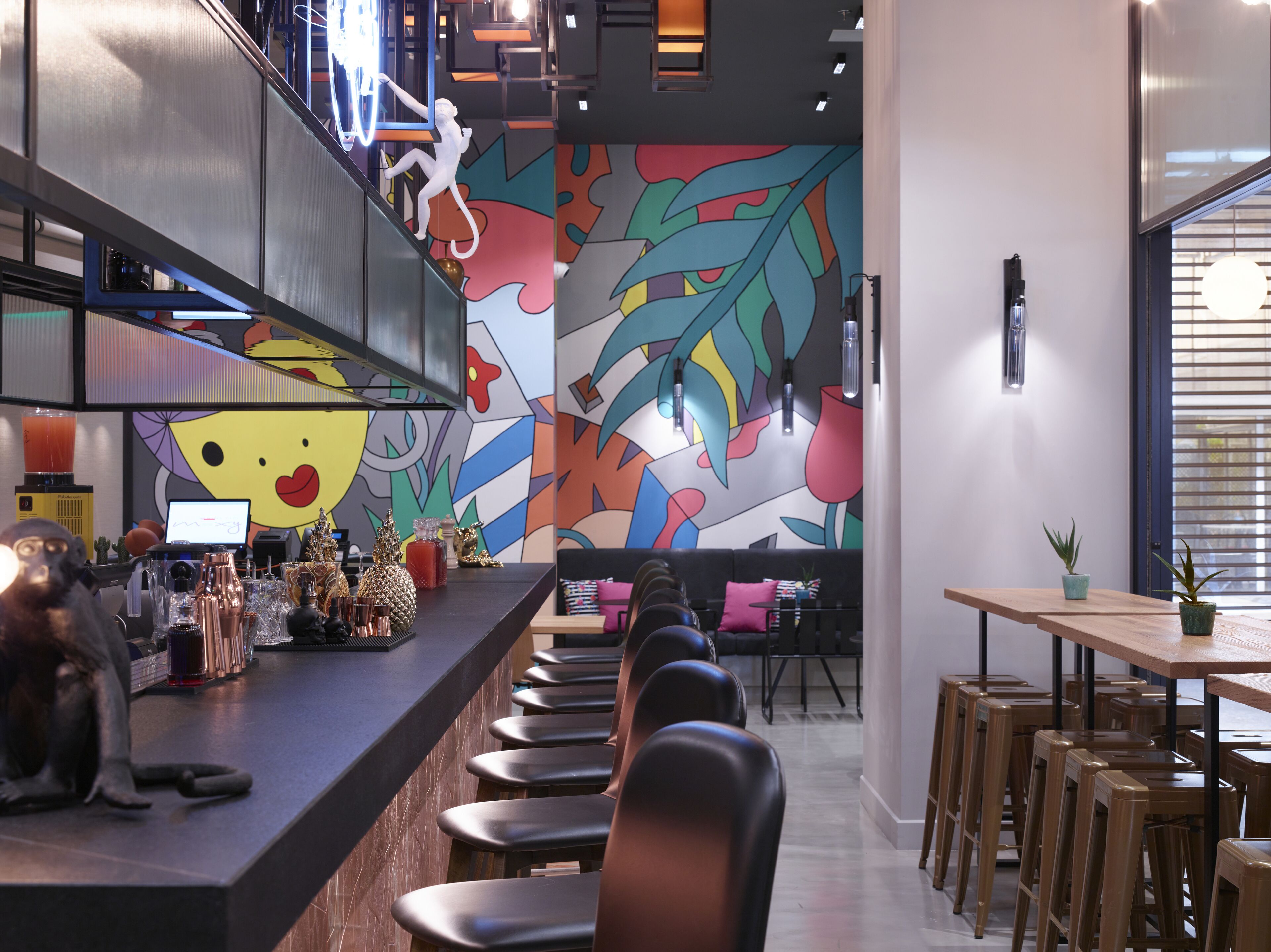 Daily buffet breakfast (EUR 15 per person)