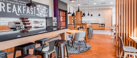 Daily buffet breakfast (EUR 17.9 per person)