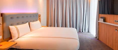 Doppelzimmer, rollstuhlgeeignete Dusche