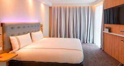 Premier Inn Mannheim City Centre