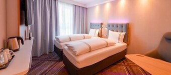 Premier Inn Mannheim City Centre