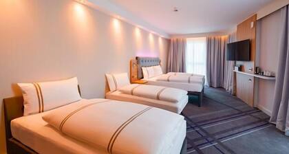 Premier Inn Mannheim City Centre